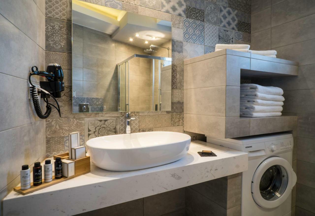 Talos Luxury Suites Kounoupidhiana Ngoại thất bức ảnh